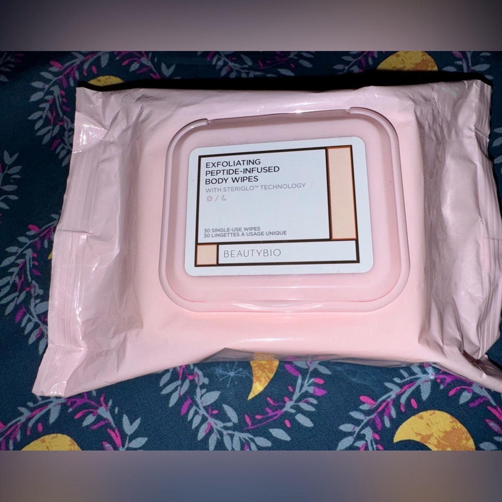 Beautybio EXFOLIATING PEPTIDE-INFUSED BODY WIPES WITH STERIGLO TECHNOLOGY
